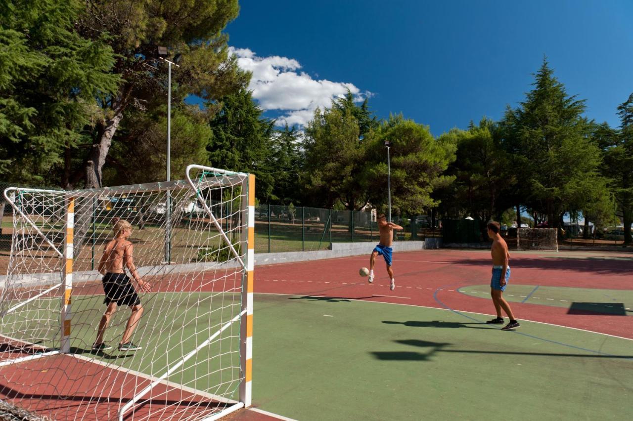 Maistra Camping Koversada Uncovered Naturist Mobile Homes Vrsar Extérieur photo